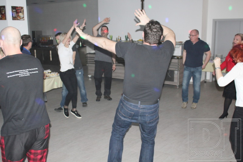 Oslava vo Veľkom Mederi ( Veľký Meder - okr. Dunajská Streda, Dj MARK - dj na oslavy )